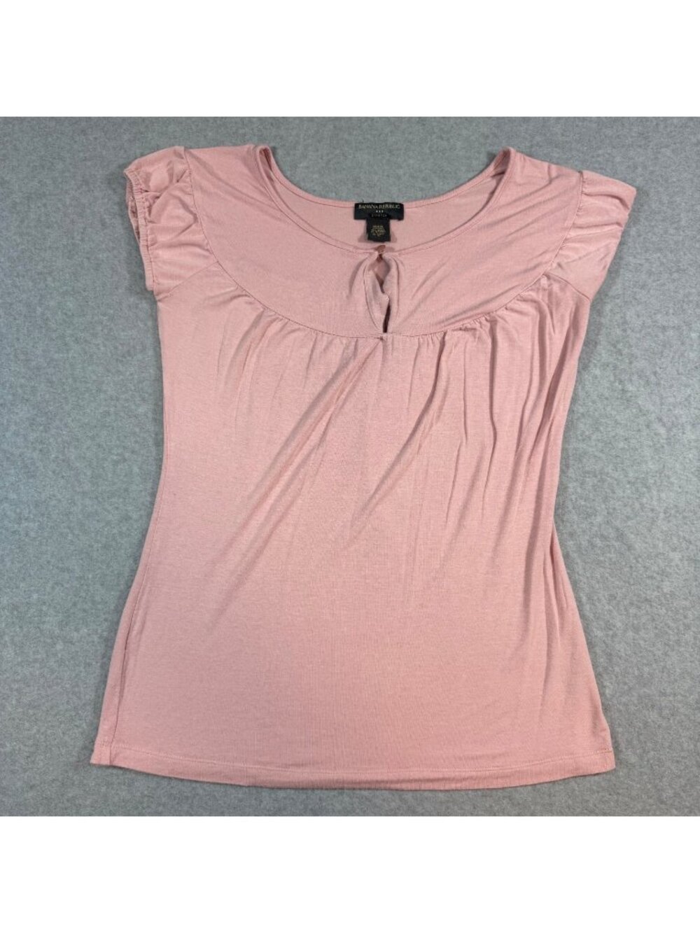 Banana Republic Women’s Small Pink Stretch Keyhole Blouse Short Sleeve Top